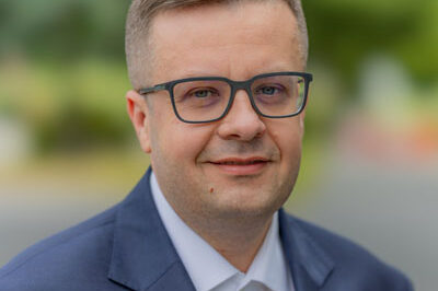 Grzelka_D_400